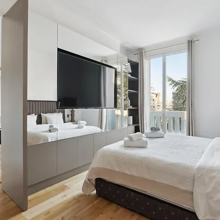 Appartamento Luxueux Avec Terrasse Et Jacuzzi *