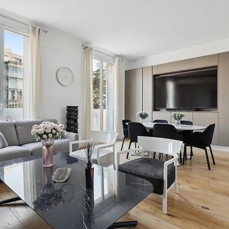 Luxueux Avec Terrasse Et Jacuzzi * Parigi